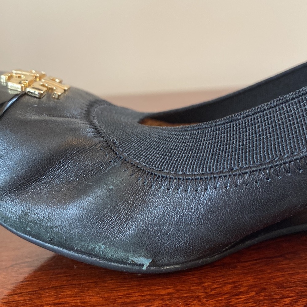 Tory Burch Jolie Black Leather SZ 9.5 Patent Toe Classic Preppy Chic Wedge Heels - Picture 12 of 16